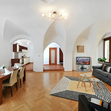 Apartment Aplend Hlavne Namestie *